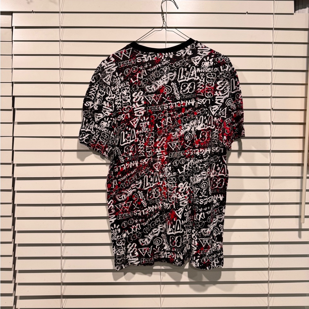 Guess Tee - Picture 3 of 3